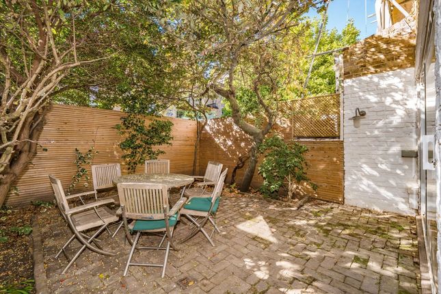34, Radipole Road, London photo 4