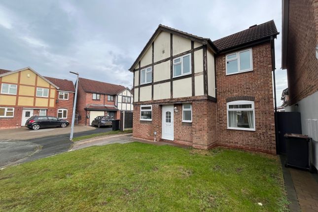 Detached house to rent in Merlin Way, Coppenhall, Crewe, Cheshire