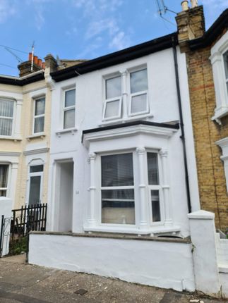 Thumbnail Room to rent in Albert Road, Southend-On-Sea