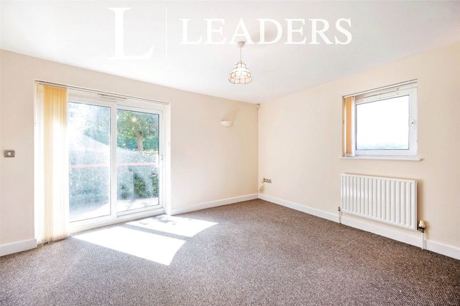 4, Jupiter Court, Portsmouth photo 4