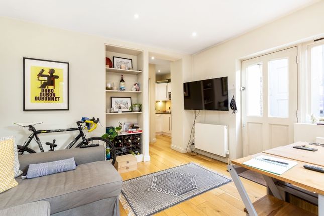 Flat to rent in Whittingstall Road, London