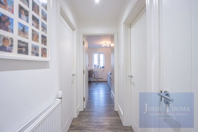 6, Lupine House, 10, Chigwell photo 3
