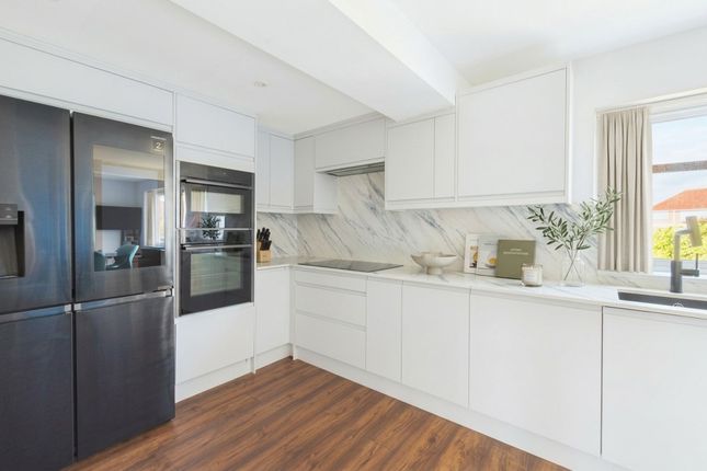 6 Chantry Lane, Hatfield photo 3