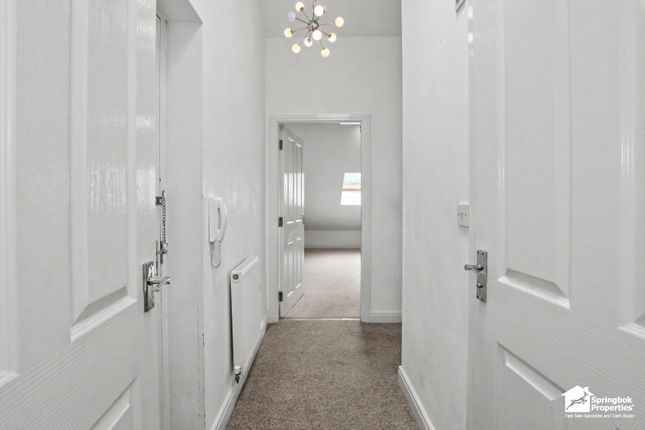 Apartment 27, 2 Gipsey Moth Close, Altrincham photo 4