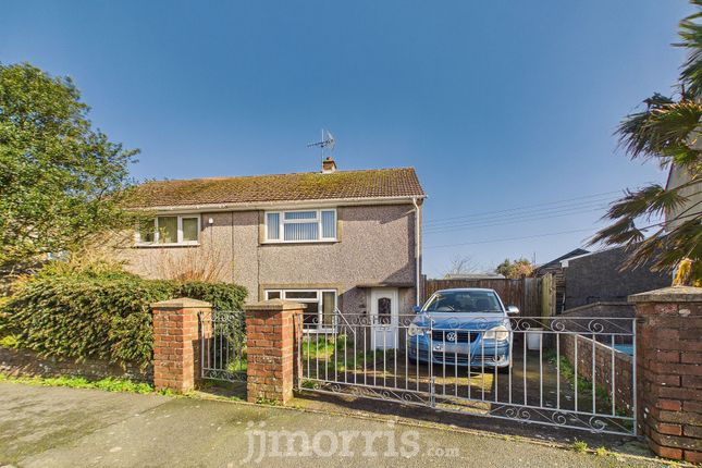 28 Maesgrug, Goodwick photo 3