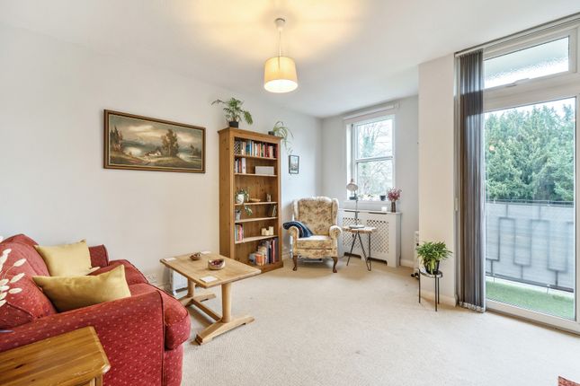 Flat for sale in Albany House, Lansdown Road, Cheltenham, Gloucestershire