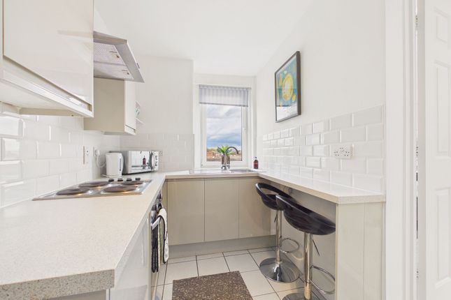 305c Westgate Road, Newcastle Upon Tyne photo 3