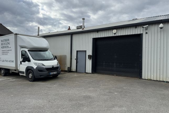 Light industrial to let in Peasehill Road, Ripley