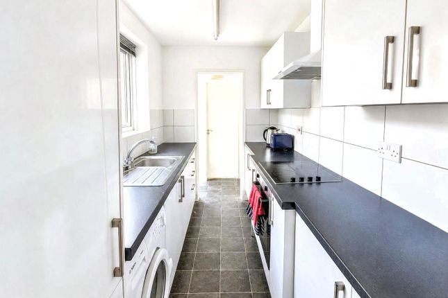 34, Albany Street, Middlesbrough photo 4