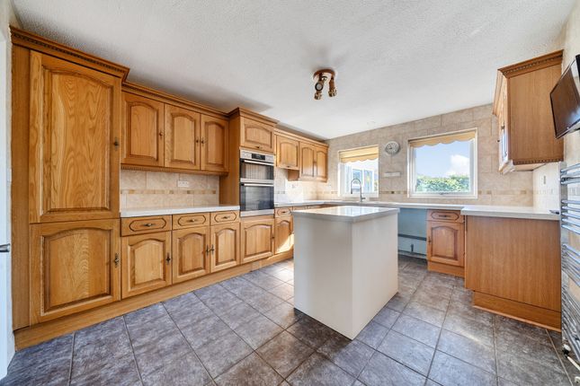 5, Buchan Road, Bicester photo 4
