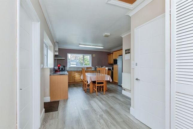 4, Warwick Road, Leicester photo 3