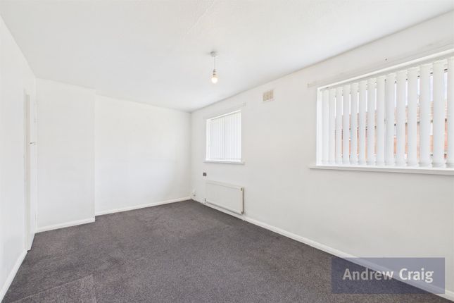 29 Wallinfen, Leam Lane photo 4