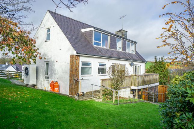 1 Cae Pin Estate, Pwllheli photo 2