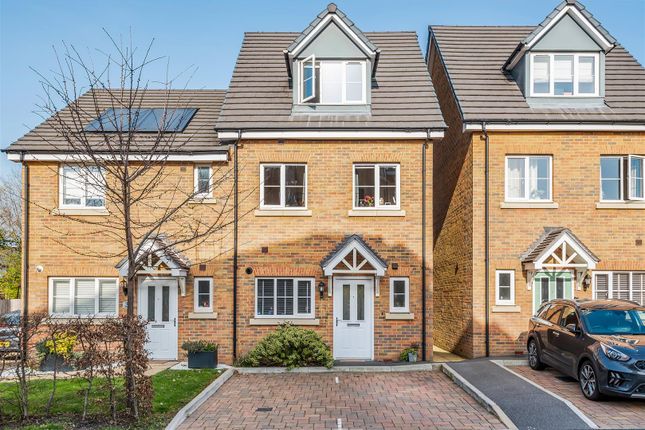 3 bed town house for sale in Winter Close, Epsom KT17
