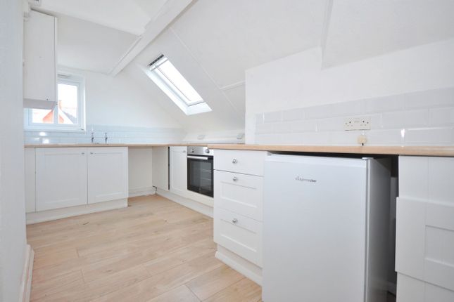 Flat 5, 8, Eldorado Road, Cheltenham photo 3