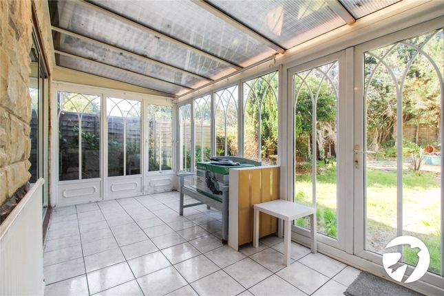 3, Melfield Gardens, London photo 5