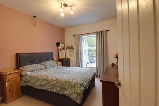 11, Garfield Street, Todmorden photo 5