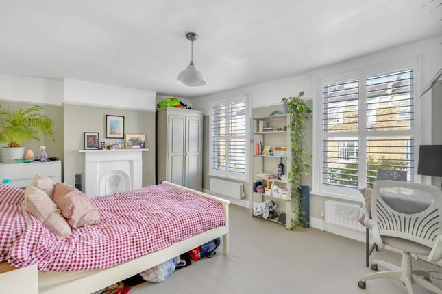 16, Birkbeck Place, London photo 4