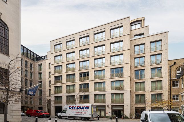 2-bed flat on Bartholomew close, Barbican, £1,500,000