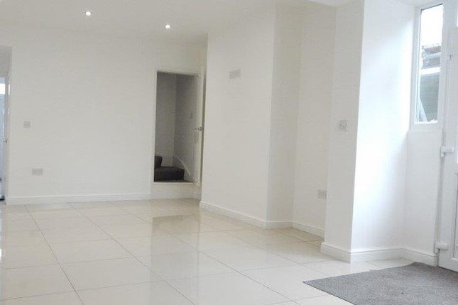 325, Cemetery Road, Cannock photo 5