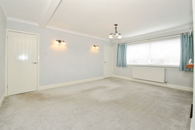 70, Saxon Road, Peterborough photo 3