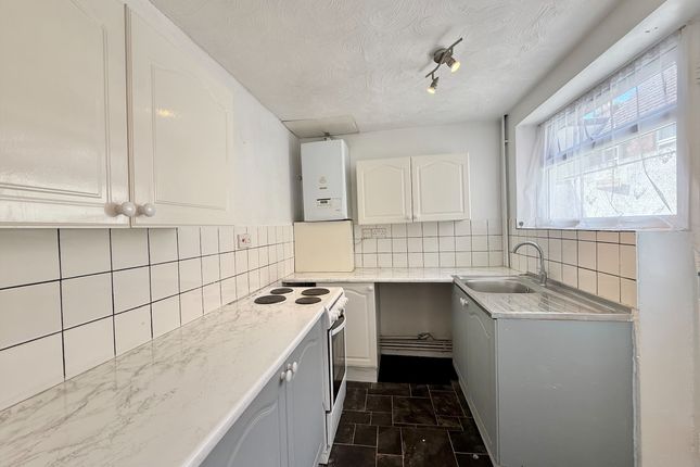 7, Market Road Place, Great Yarmouth photo 5