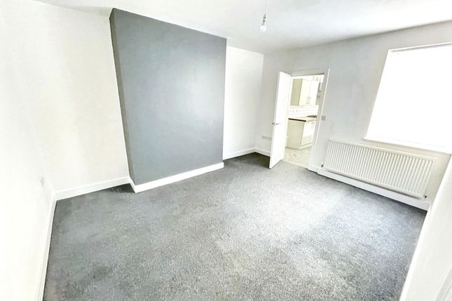 8, Regal Road, Sunderland photo 2