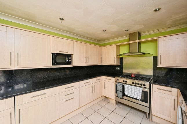 6, Hillside Walk, Mansfield photo 4