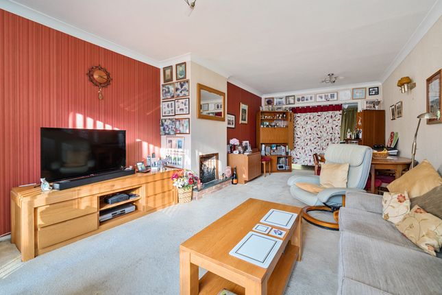 59, Clewer Park, Windsor photo 4