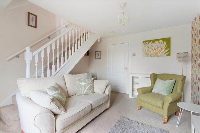 26, West Croft Drive, Chesterfield photo 2