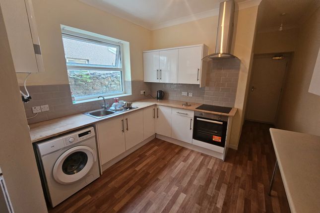Flat 1, 60 Coleshill Terrace photo 5
