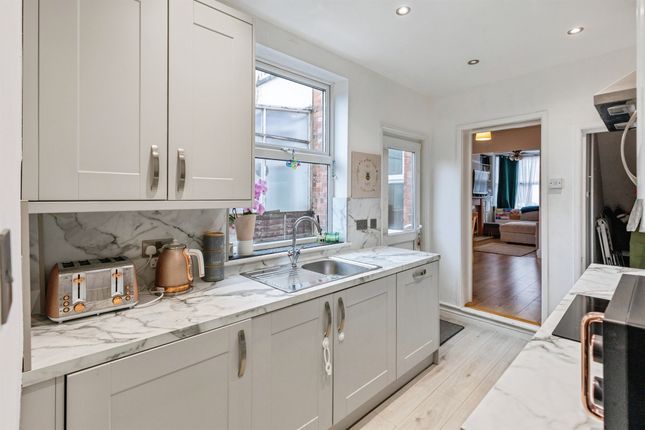 13, Pytchley Road, Rushden photo 4