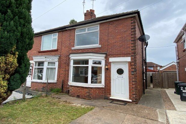 Thumbnail Property to rent in Shakespeare Avenue, Doncaster