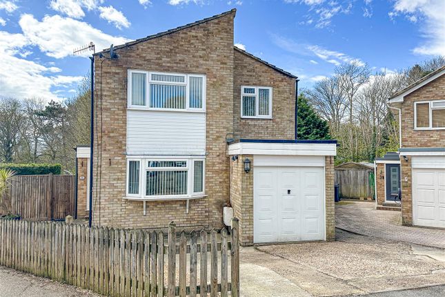 Thumbnail Detached house for sale in The Woodlands, Hastings