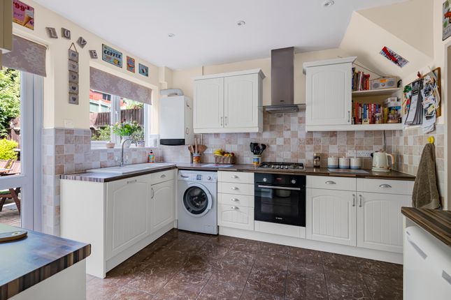 Kitchen (2)
