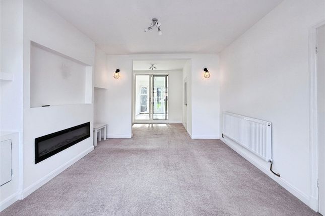 13, Wicklow Drive, Leicester photo 4