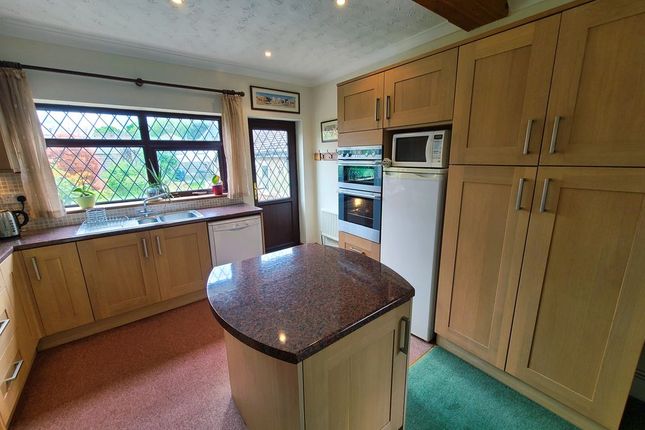 6, Upton Crescent, Southampton photo 4