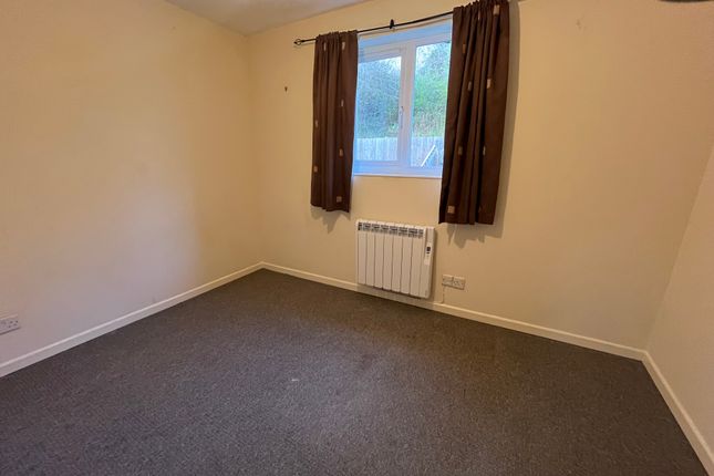 End terrace house to rent in Farm Hill, Exeter