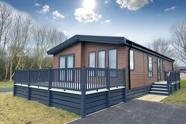 Thumbnail Lodge for sale in Sheriff Hutton Road, Strensall, York