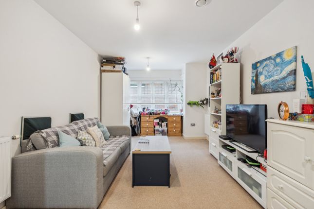 Flat for sale in Timmis Court, Beaconsfield