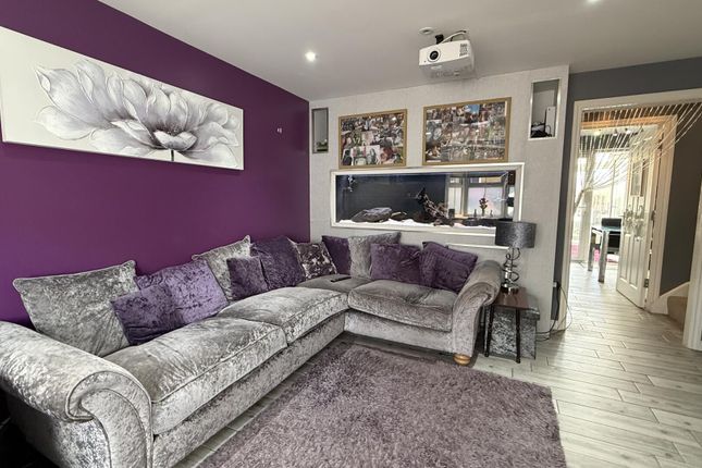 30, Dairy Crest Drive, Newport photo 3