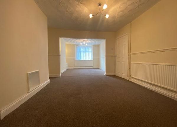 41 Castle Street, Abertillery photo 2