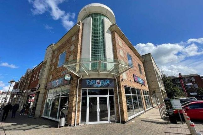 Retail premises to let in Unit A, Chapel Street, The Swan Centre, Rugby
