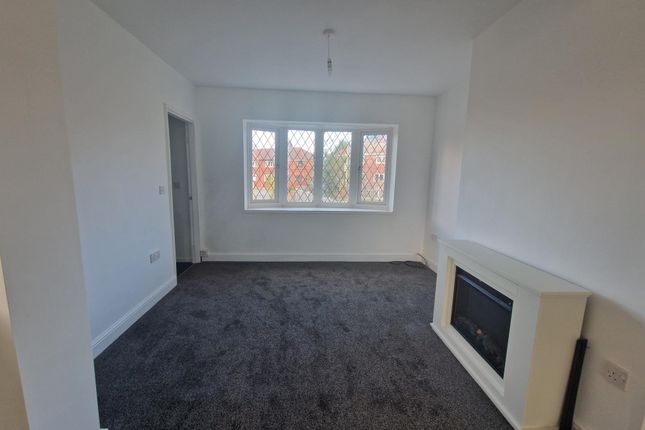 2, Westbourne Crescent, PONTEFRACT photo 4