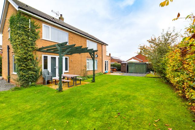 Detached house for sale in Clementhorpe Lane, Gilberdyke, Brough