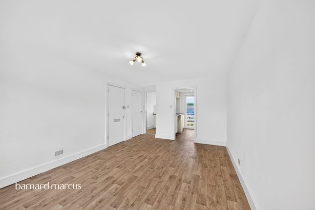 Flat 9, Hanover House, 62, Station Road, Barnet photo 4
