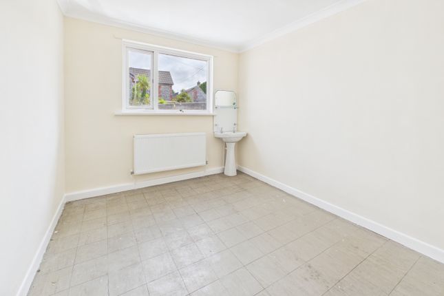 11 Carn Bosavern Close, St Just photo 4