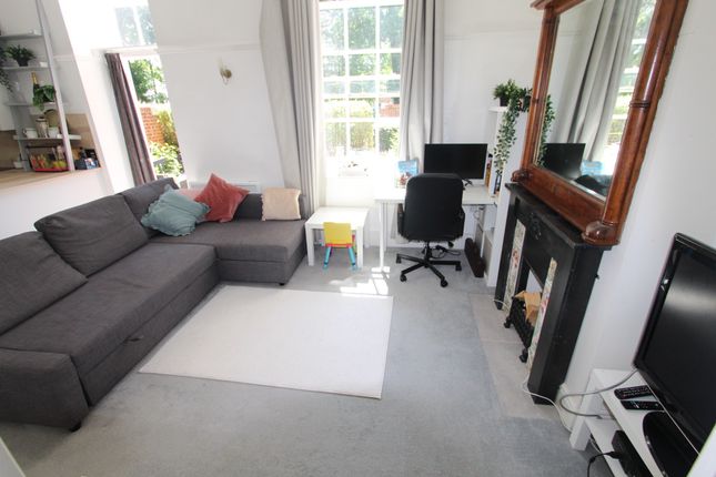10 Victoria Mews, Knowle, Fareham photo 4