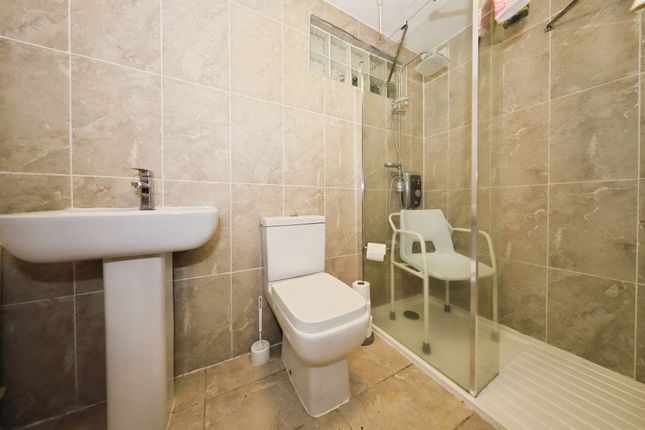 17, Constantine Way, Bilston photo 5