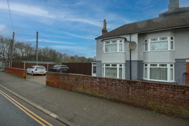 78, Tennyson Avenue, King's Lynn photo 2